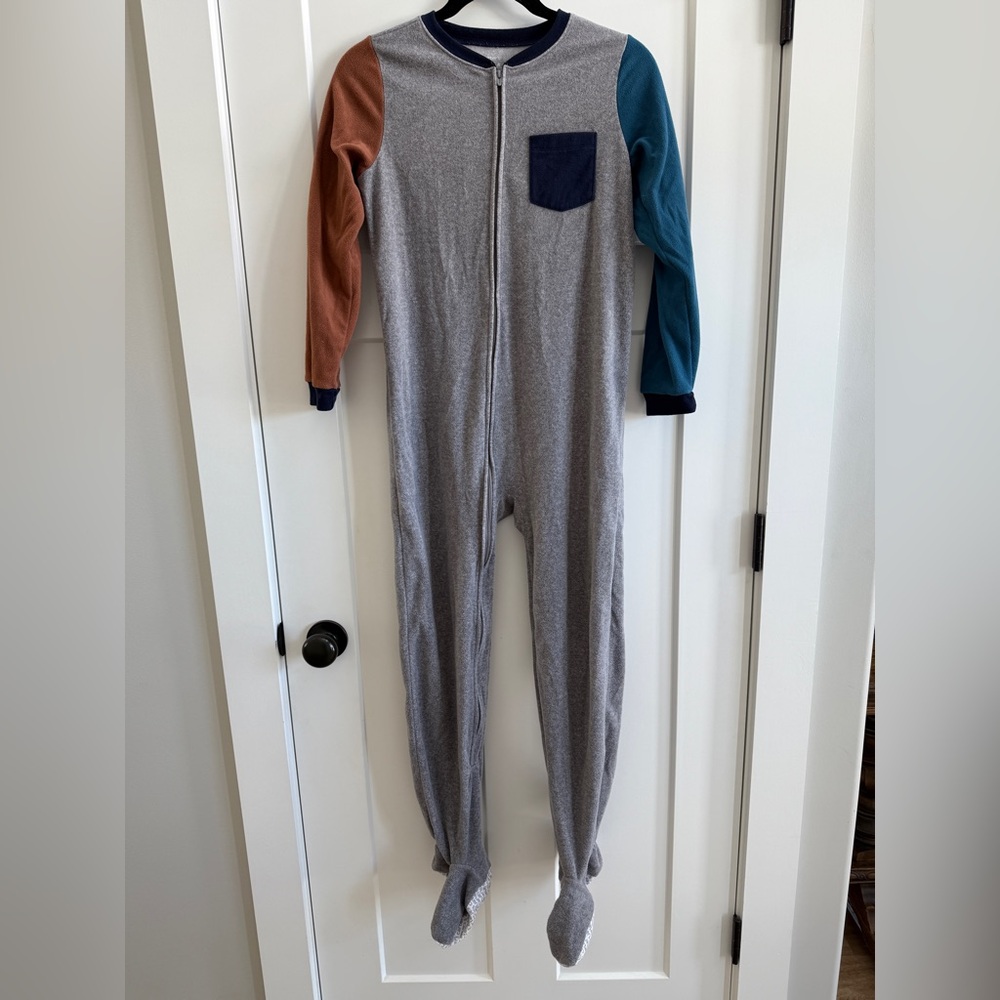 Carter’s Big Kids Onesie Pajama Grey Color Block Size 12 B21